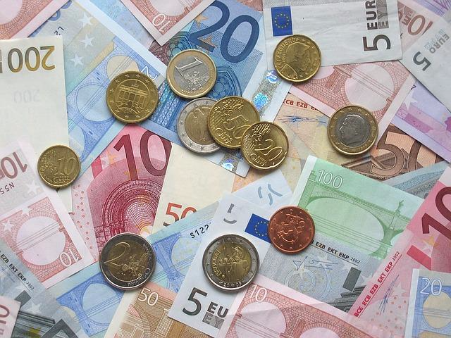 rekeningen betalen met automatische incasso blijft populair